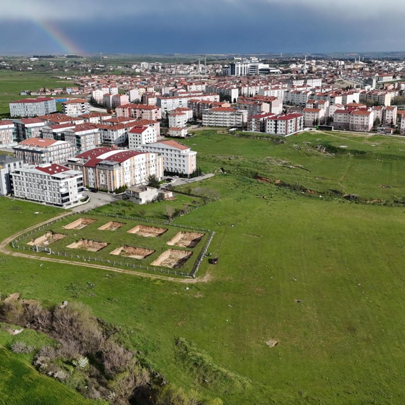 KIRKLARELİ MERKEZ CUMHURİYET MAHALLESİNDE %50 İMARLI SATILIK ARSA