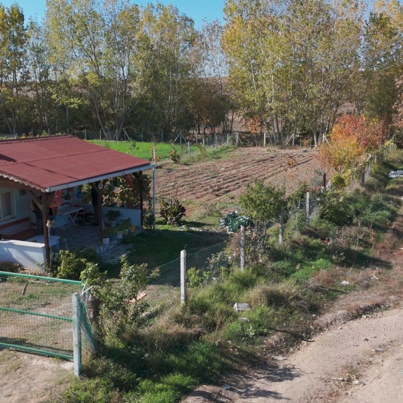 Kırklareli Merkez Paşayeri Köyünde Satılık 850 M2 Arsa Üzerinde Müstakil Ev